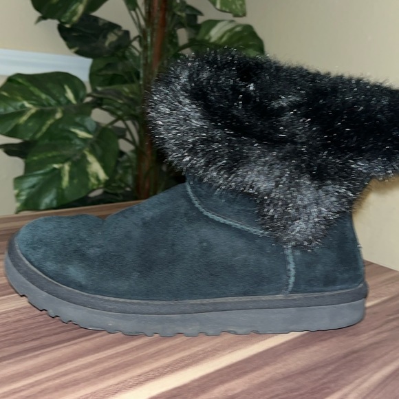 UGG CATHIE SUEDE FAUX FUR BOOTIES - Picture 8 of 16